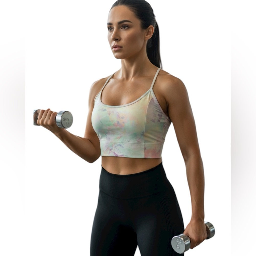 Victoria’s Secret workout top Sports Bra NWT size Large